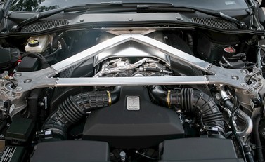 Aston Martin V8 Vantage 26