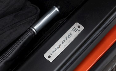 Aston Martin Vantage GT8 20