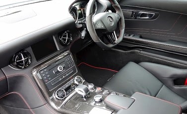 Mercedes-Benz SLS AMG GT 21