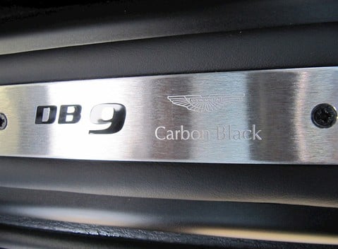 Aston Martin DB9 Carbon Black Edition 9