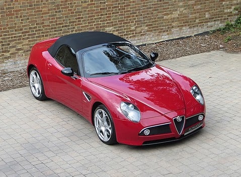 Alfa Romeo 8C Spider 16
