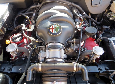Alfa Romeo 8C Competizione 9