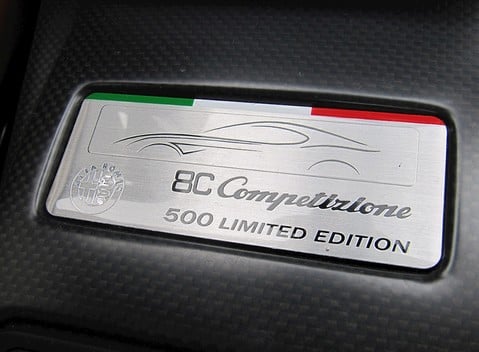Alfa Romeo 8C Competizione 10