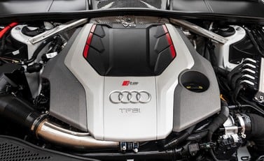 Audi RS5 Coupé 28