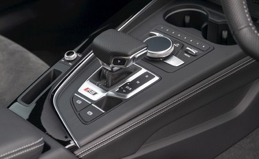 Audi RS5 Coupé Sport Edition 21