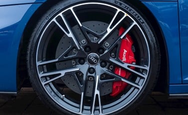 Audi R8 Spyder V10 Performance Carbon Black 12