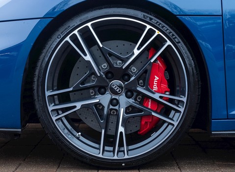 Audi R8 Spyder V10 Performance Carbon Black 12