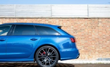 Audi RS6 Avant Performance 27