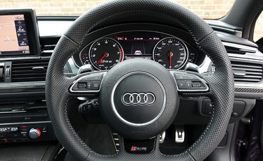 Audi RS6 Avant 25