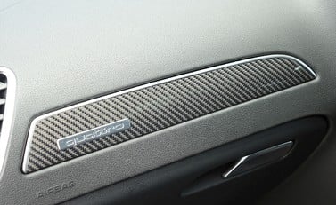 Audi RS4 Avant 22