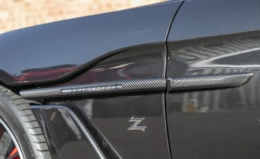 Aston Martin Zagato Vanquish Volante 29