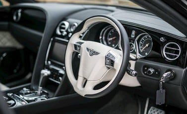 Bentley Flying Spur V8 S Mulliner 11
