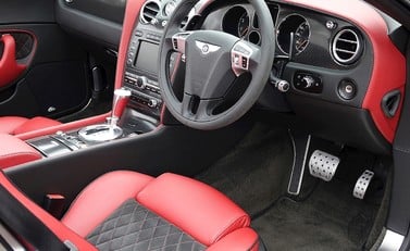 Bentley Continental Supersports Convertible 11