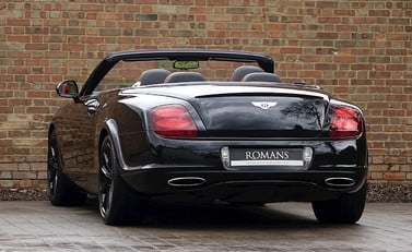 Bentley Continental Supersports Convertible 15