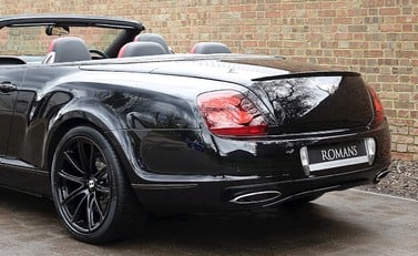 Bentley Continental Supersports Convertible 16