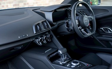 Audi R8 V10 Plus 14