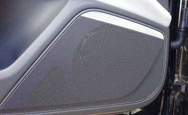 Audi RS6 Avant Performance 19