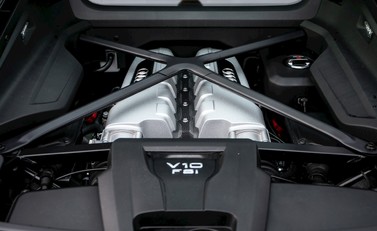 Audi R8 V10 Plus 27