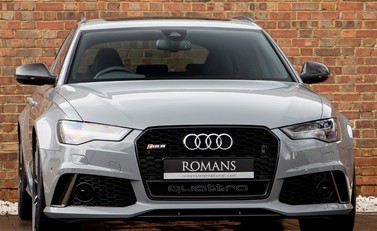 Audi RS6 Avant Performance 1