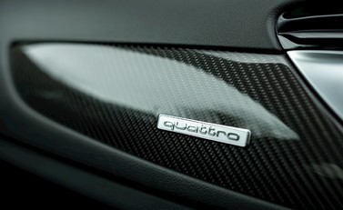 Audi RS6 Avant Performance 22