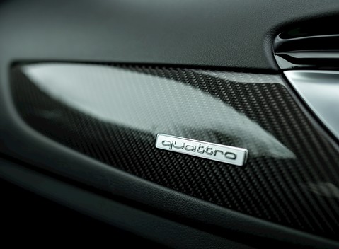 Audi RS6 Avant Performance 22