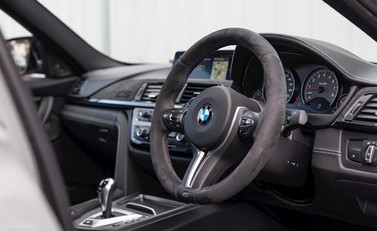 BMW M3 CS 11