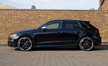 Audi RS3 Sportback 7
