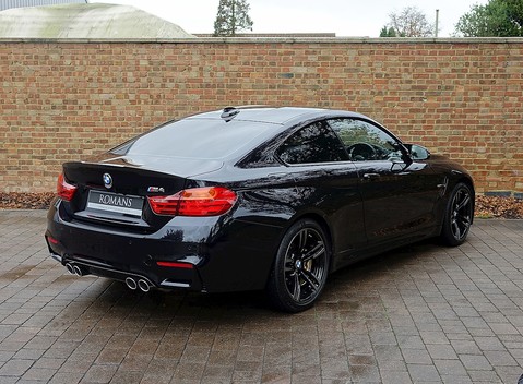 BMW M4 Coupe 24