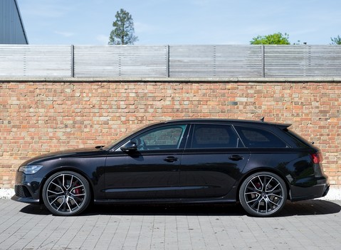 Audi RS6 Avant Performance 2