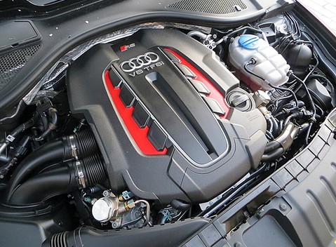 Audi RS6 Avant 14