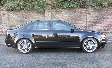Audi RS4 Saloon 3