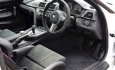 BMW M4 GTS 22