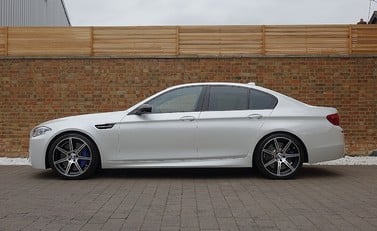 BMW M5 Competition Edition 12