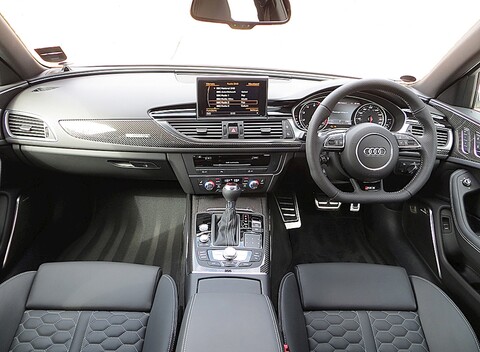 Audi RS6 Avant 11