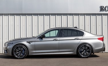 BMW M5 Competition 2