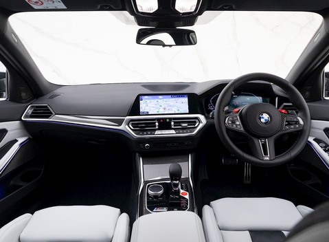 BMW M3 Competition xDrive 17