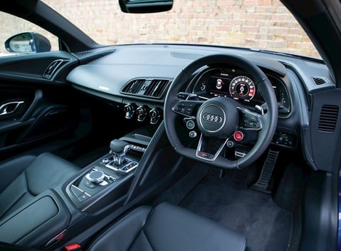 Audi R8 V10 Plus 20