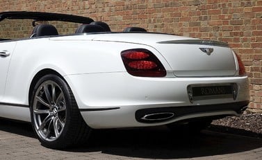 Bentley Continental Supersports Convertible ISR 18