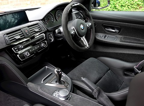 BMW M4 DTM 23