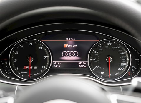 Audi RS6 Avant 16