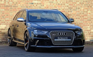 Audi RS4 Avant Limited Edition 1