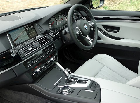 BMW M5 Competition Package 13