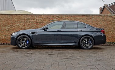 BMW M5 Competition Package 24