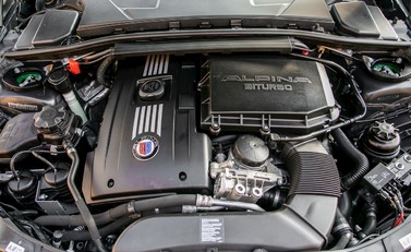BMW Alpina B3 GT3 38