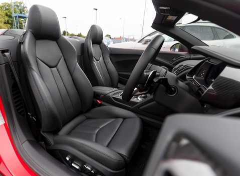 Audi R8 Spyder V10 Performance Carbon Black 13