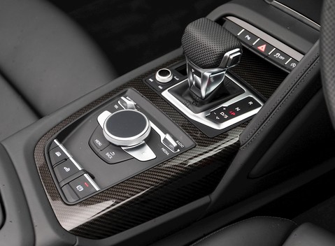 Audi R8 Spyder V10 Performance Carbon Black 17