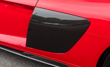 Audi R8 Spyder V10 Performance Carbon Black 26