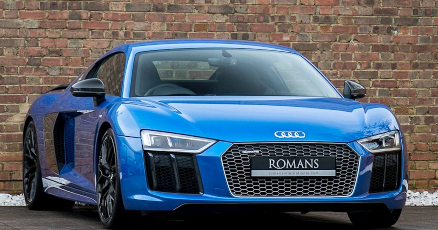 Used Audi R8 V10 Plus for sale | Ara Blue