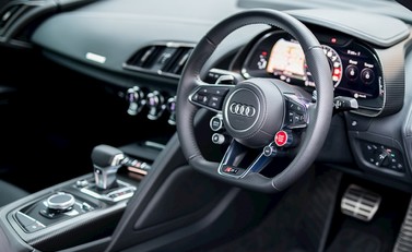 Audi R8 V10 Plus 24