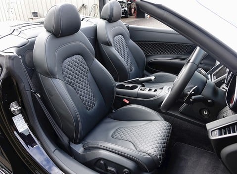 Audi R8 V10 Spyder 7